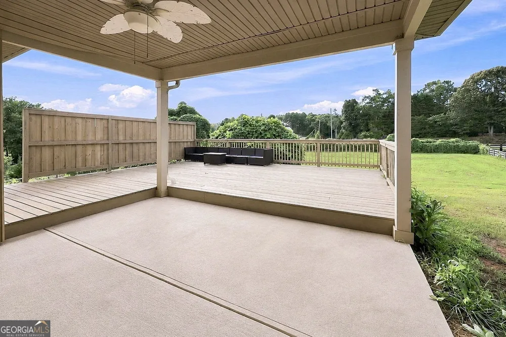 6104 Creekside View Ln Clermont, GA 30527