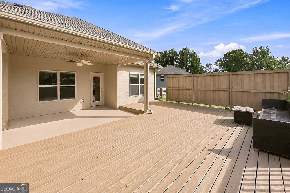 6104 Creekside View Ln Clermont, GA 30527
