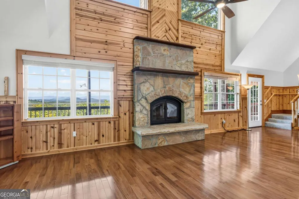 334 Hawksclaw TRL Morganton, GA 30560