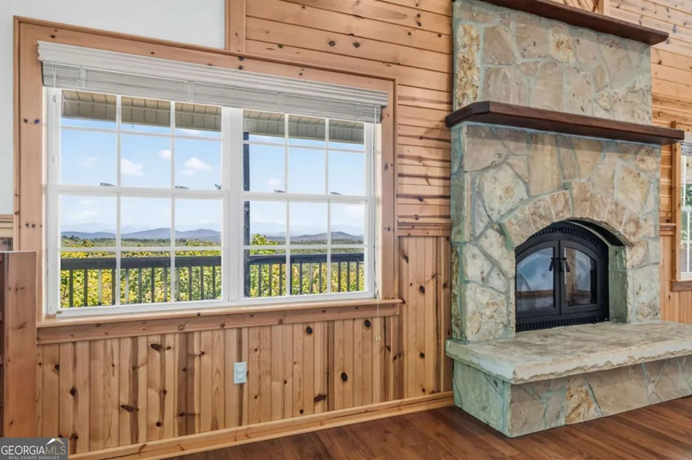 334 Hawksclaw TRL Morganton, GA 30560