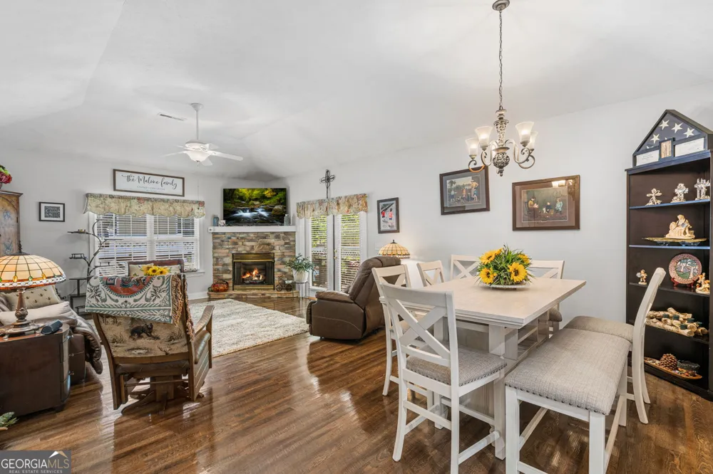 419 Long View Cir. Hiawassee, GA 30546