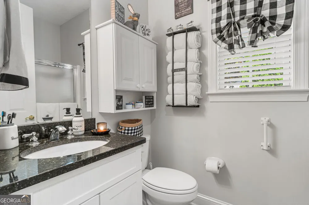 419 Long View Cir. Hiawassee, GA 30546