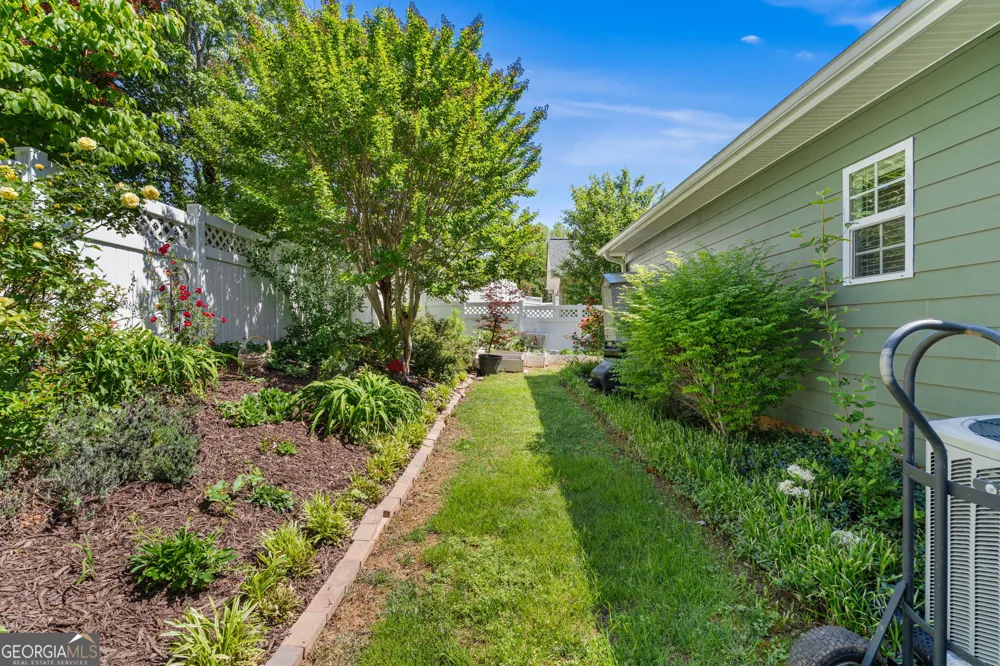 419 Long View Cir. Hiawassee, GA 30546