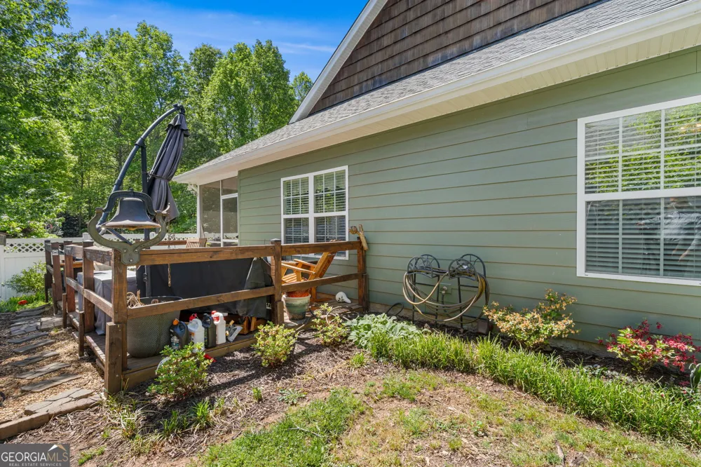 419 Long View Cir. Hiawassee, GA 30546