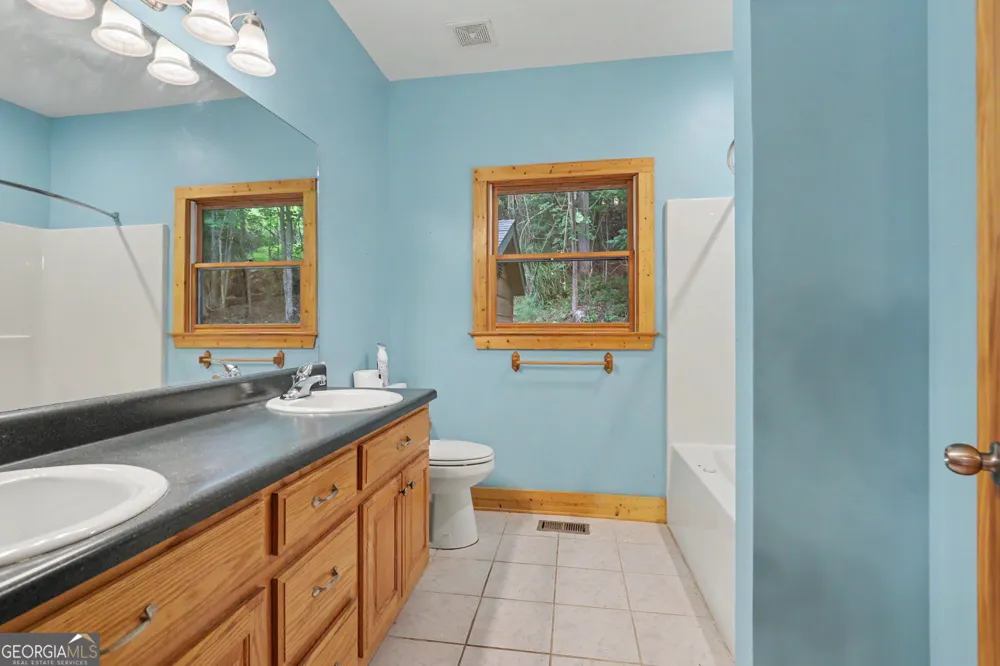 277 Wards Creek DR Dahlonega, GA 30533