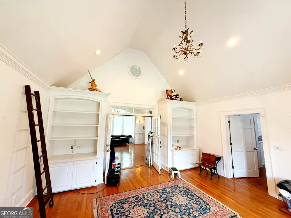 355 W Main ST Forsyth, GA 31029