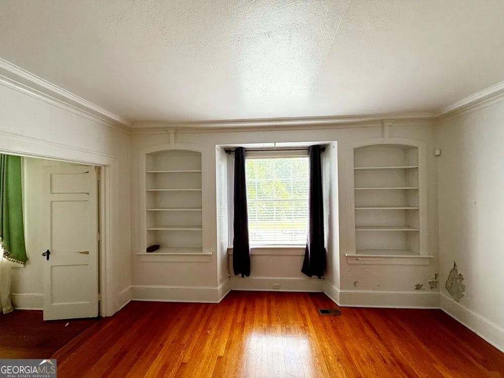 355 W Main ST Forsyth, GA 31029