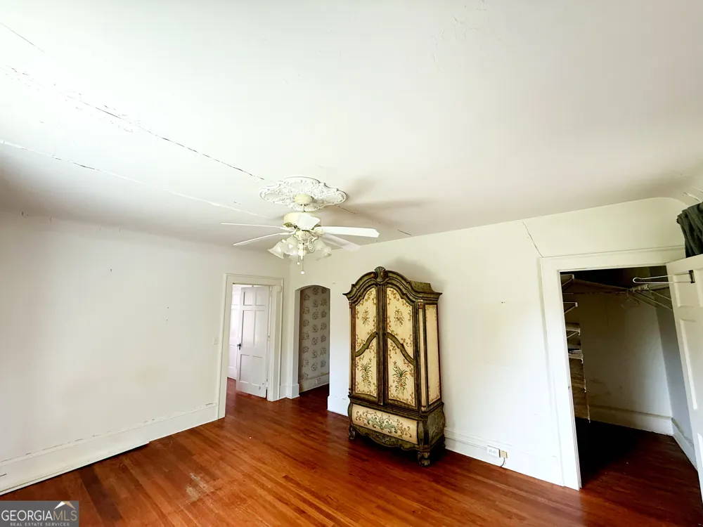 355 W Main ST Forsyth, GA 31029