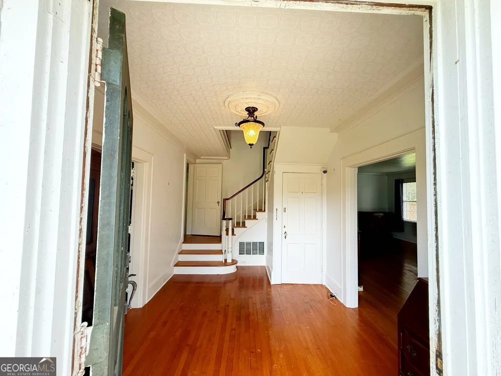 355 W Main ST Forsyth, GA 31029