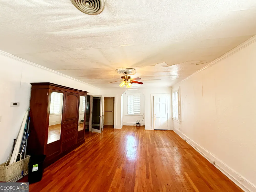355 W Main ST Forsyth, GA 31029