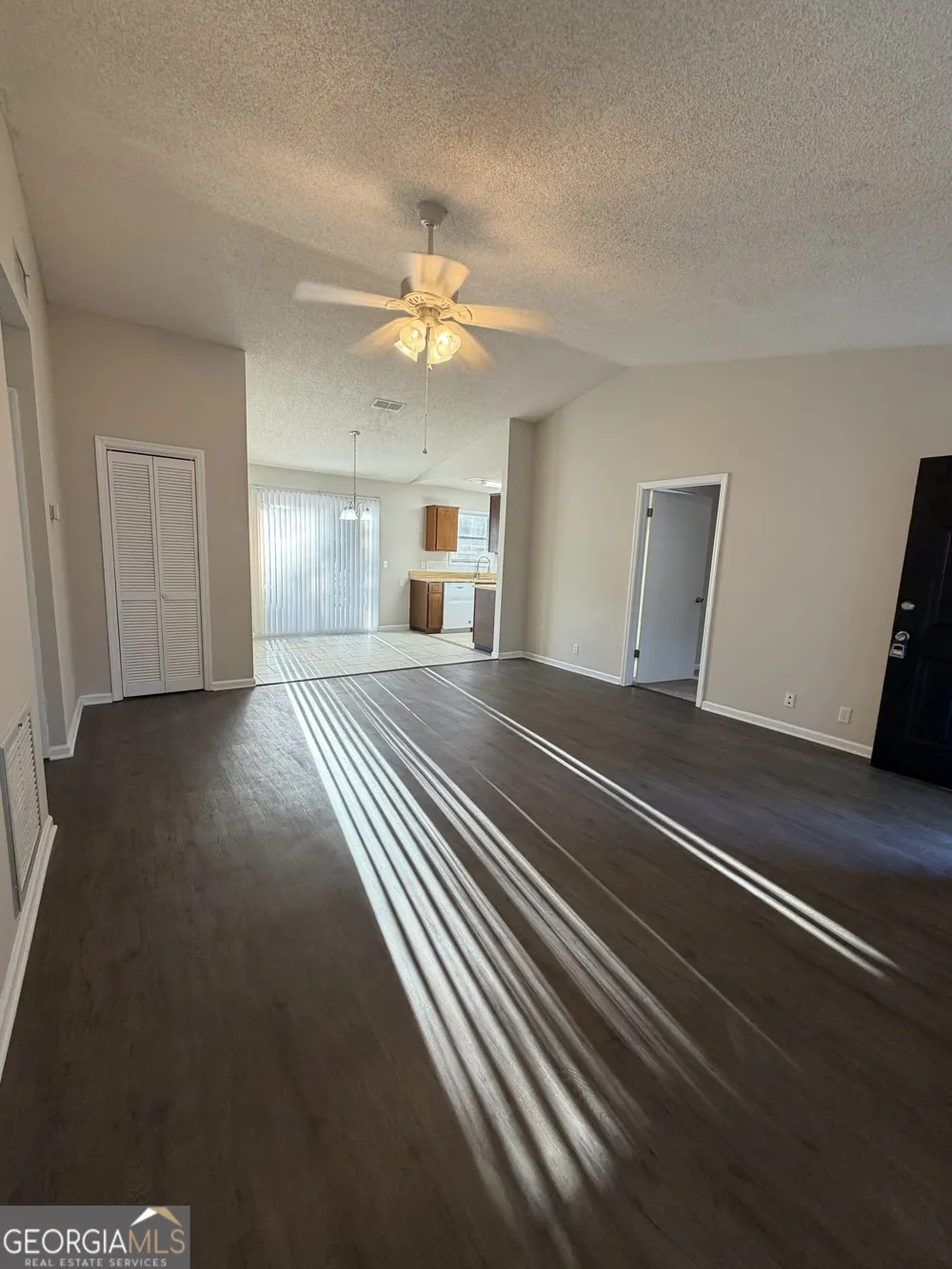 107 Pineneedle CT Kingsland, GA 31548