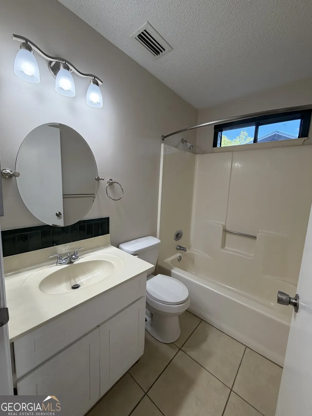 107 Pineneedle CT Kingsland, GA 31548