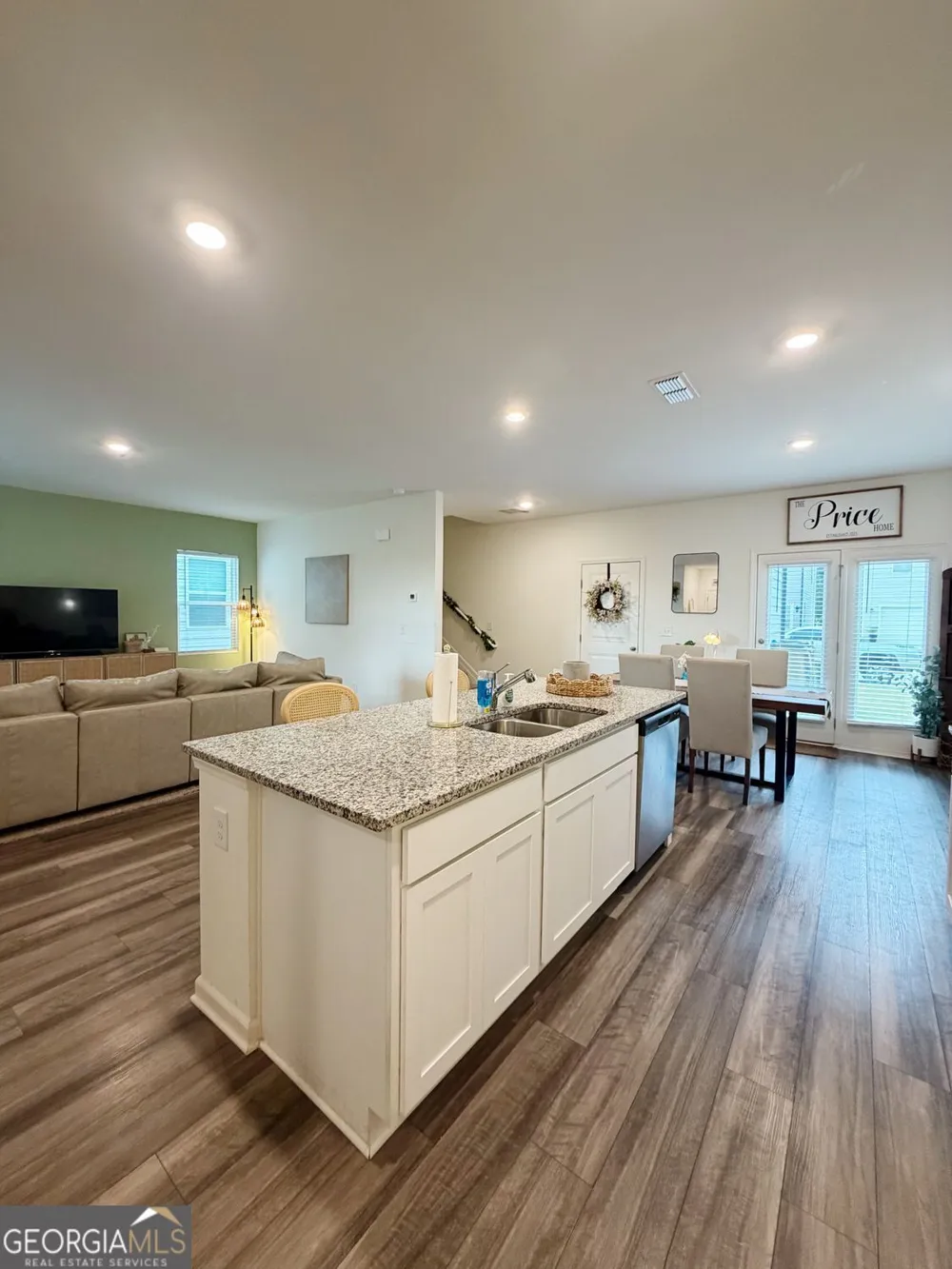 64 Hargrave AVE Bethlehem, GA 30620