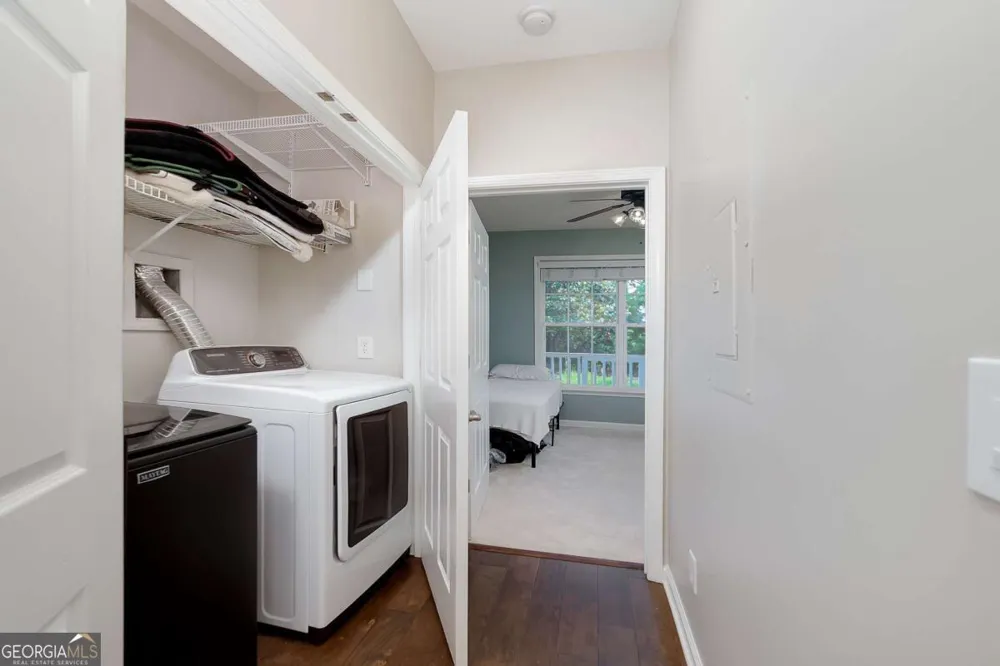 1975 Nocturne DR Alpharetta, GA 30009