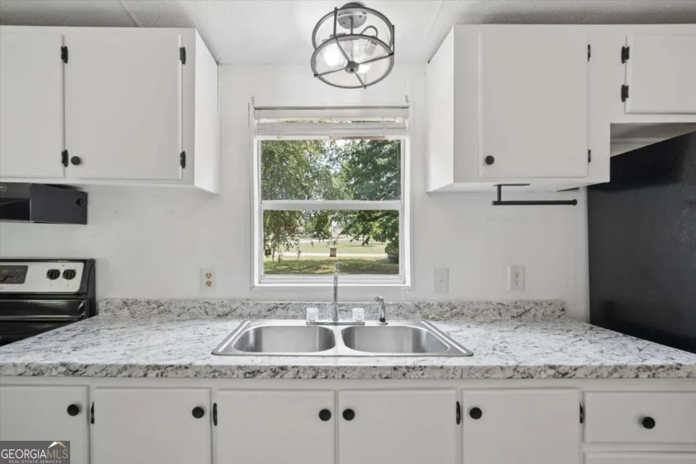 363 Fox Bow DR Eden, GA 31307