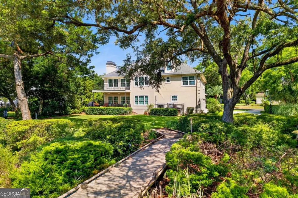 237 Lyman Hall Savannah, GA 31410