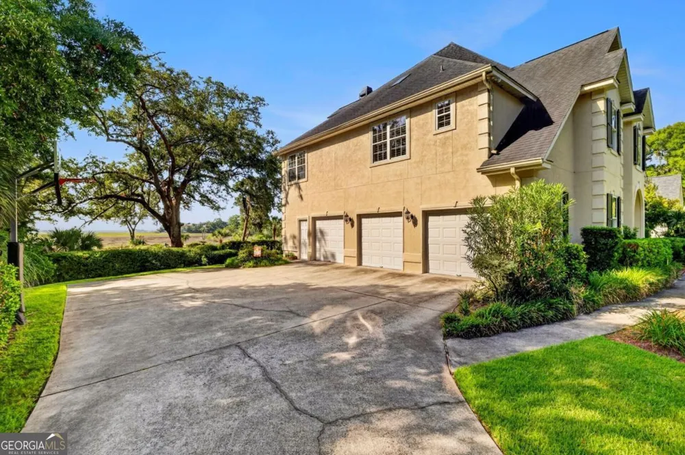 237 Lyman Hall Savannah, GA 31410