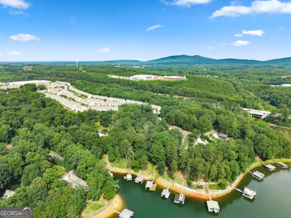 1640 Williams CIR Cumming, GA 30041
