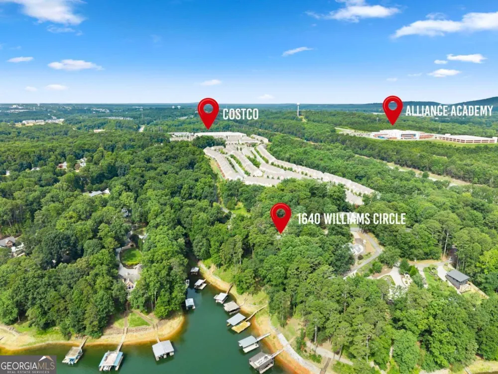 1640 Williams CIR Cumming, GA 30041