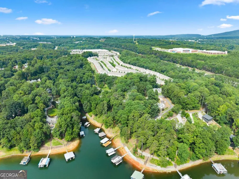 1640 Williams CIR Cumming, GA 30041