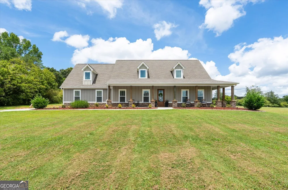 1303 Sandhill Hickory Level RD Carrollton, GA 30116