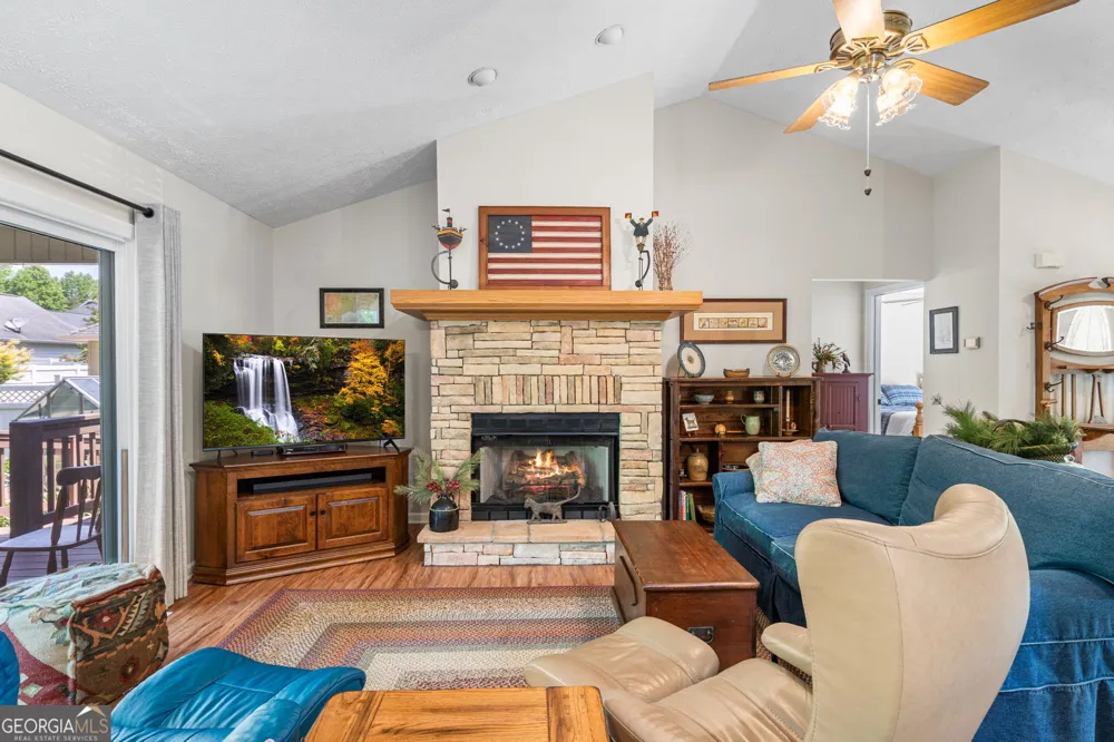 450 Longview DR Hiawassee, GA 30546
