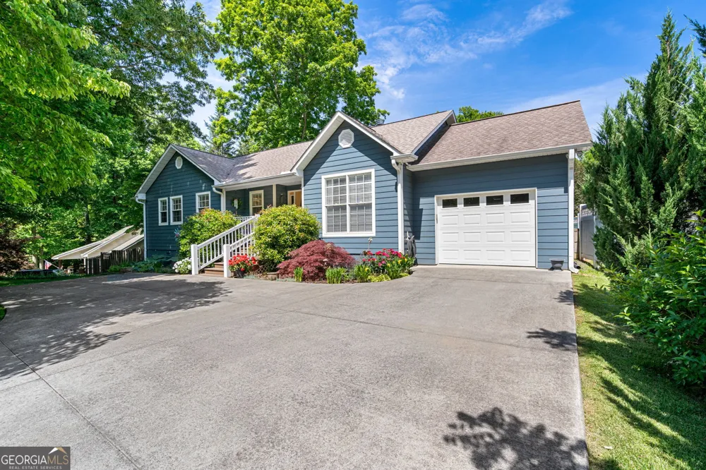 450 Longview DR Hiawassee, GA 30546