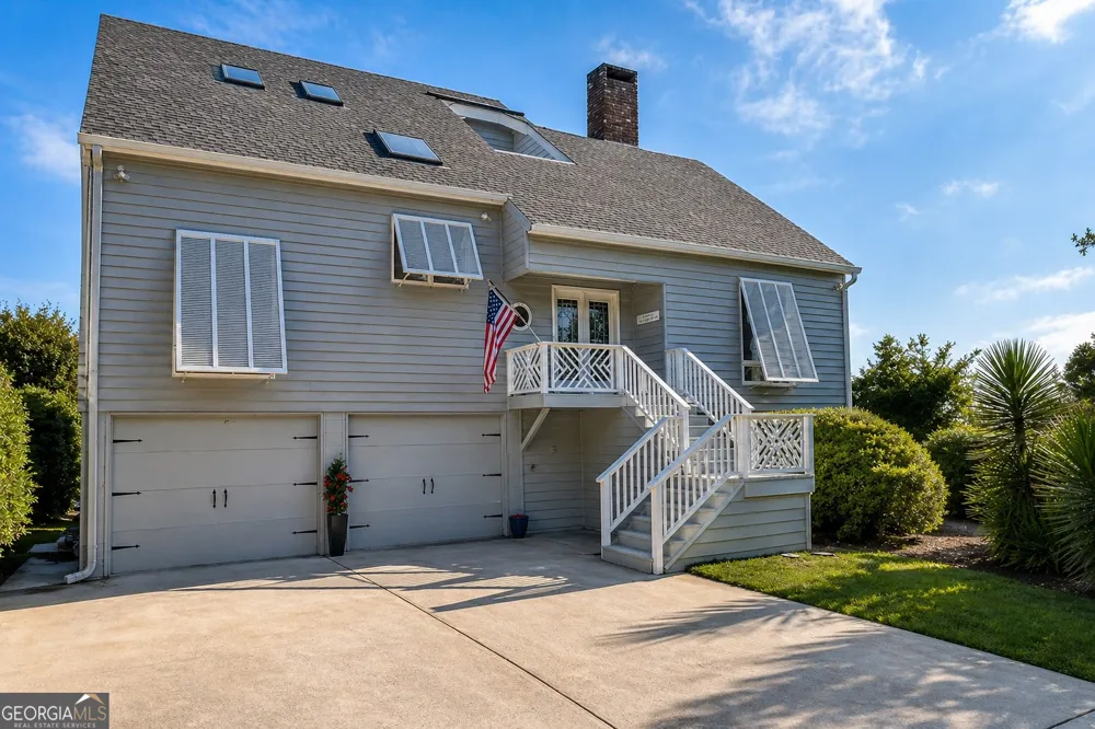 207 Military RD St. Simons, GA 31522
