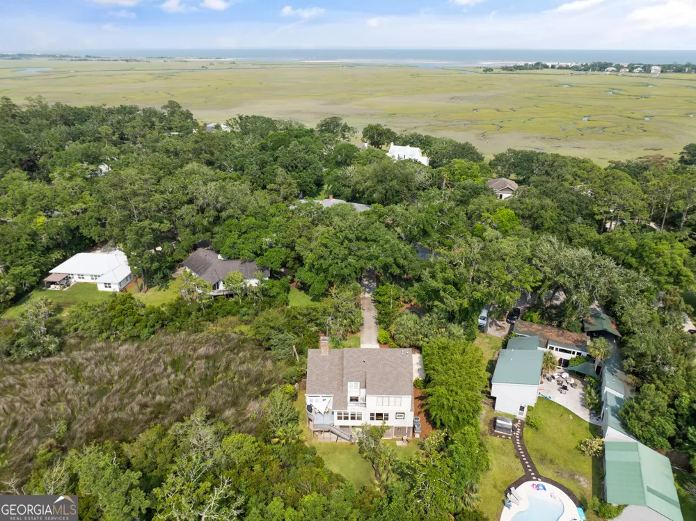 207 Military RD St. Simons, GA 31522