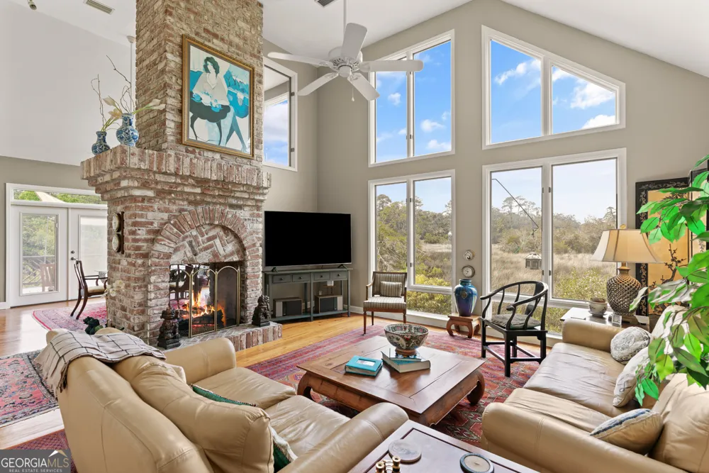 207 Military RD St. Simons, GA 31522