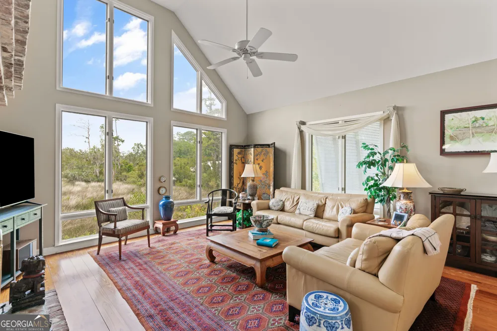 207 Military RD St. Simons, GA 31522