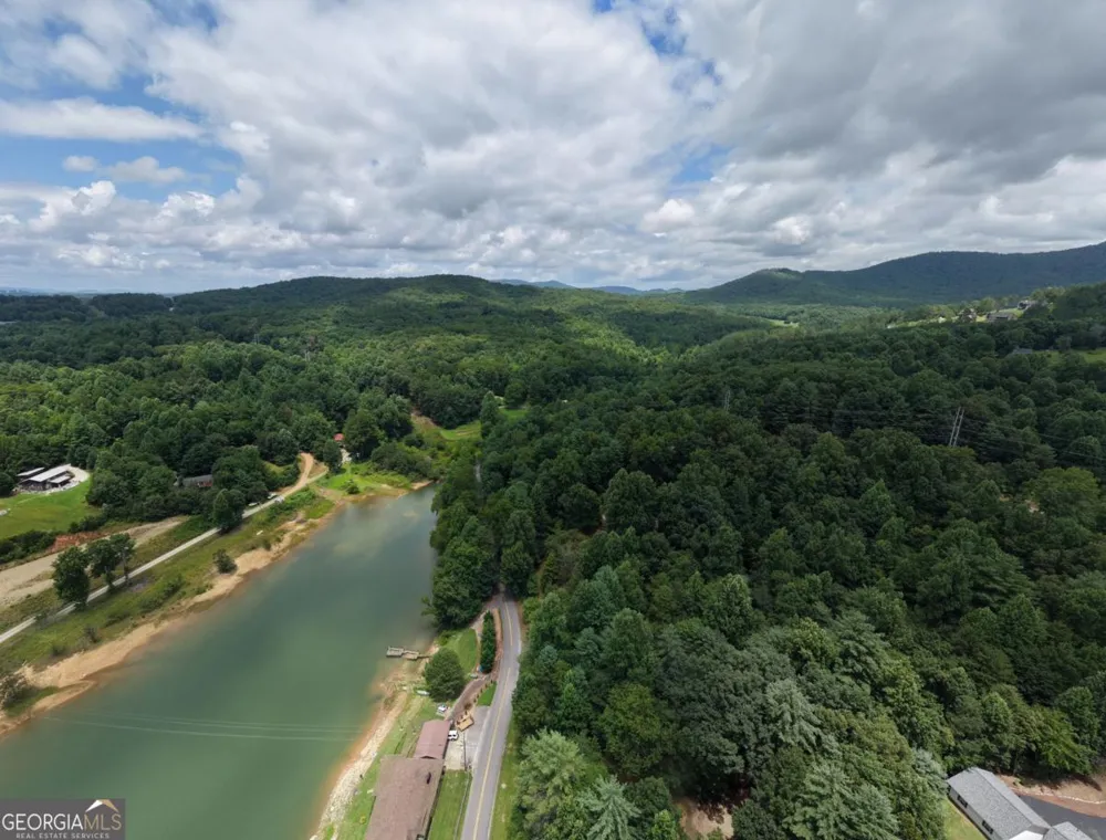 61 Deerwood TRL Blairsville, GA 30512