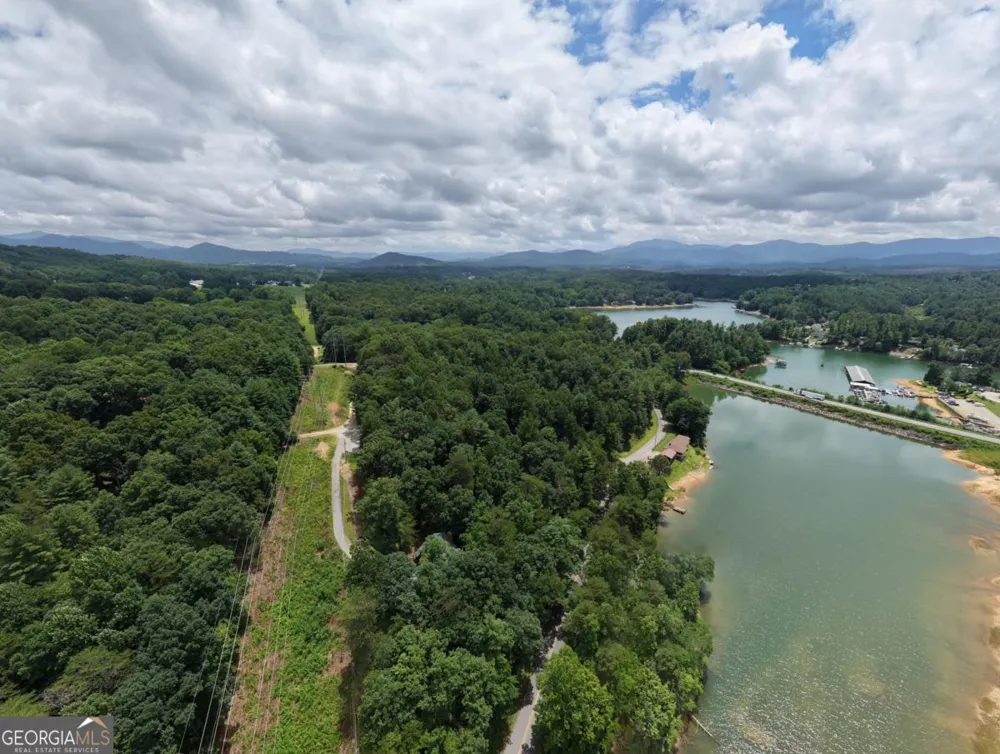 61 Deerwood TRL Blairsville, GA 30512