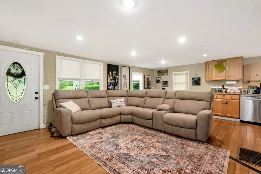 1100 Fuller RD Watkinsville, GA 30677