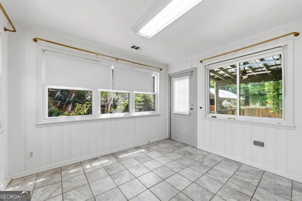 204 N Walnut ST Greensboro, GA 30642