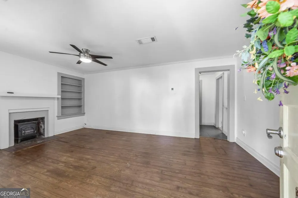 204 N Walnut ST Greensboro, GA 30642