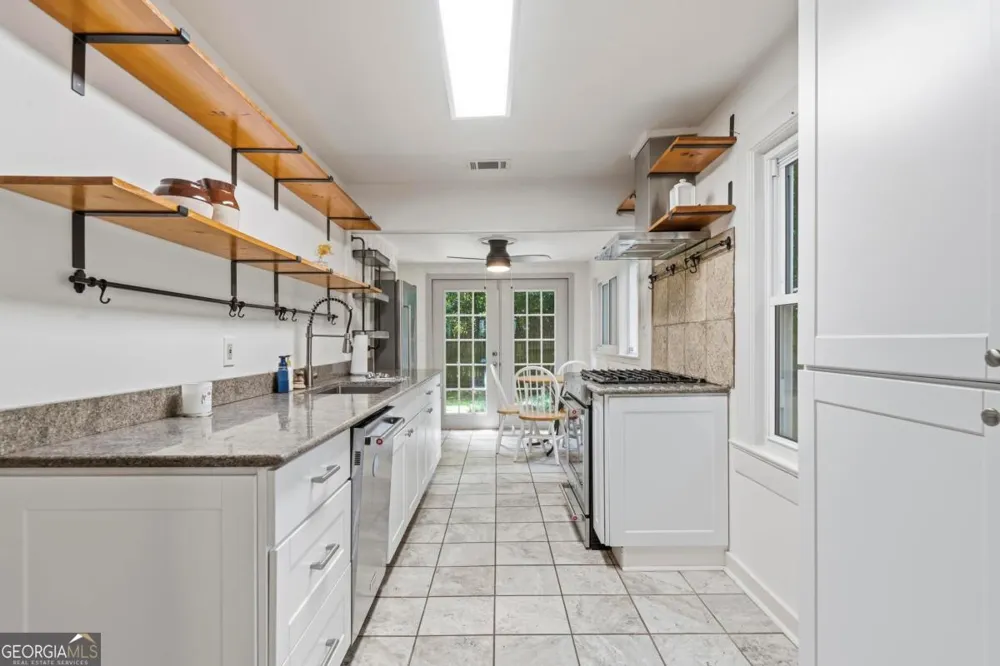 204 N Walnut ST Greensboro, GA 30642