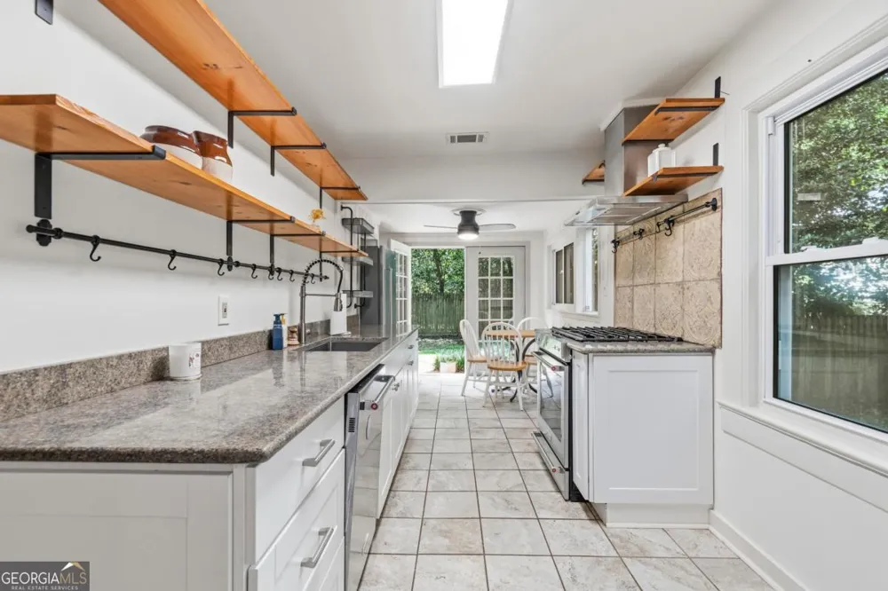 204 N Walnut ST Greensboro, GA 30642