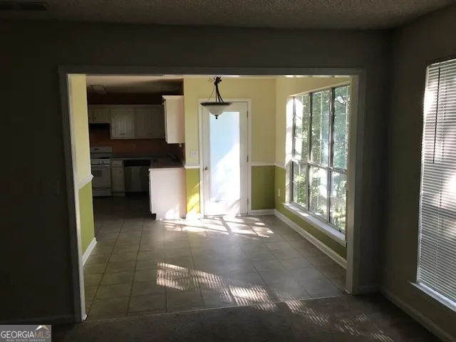 704 Dover CT Stockbridge, GA 30281
