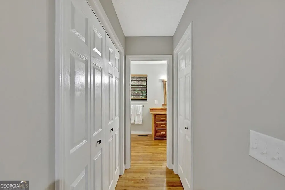 450 Flat Creek CIR Blue Ridge, GA 30513