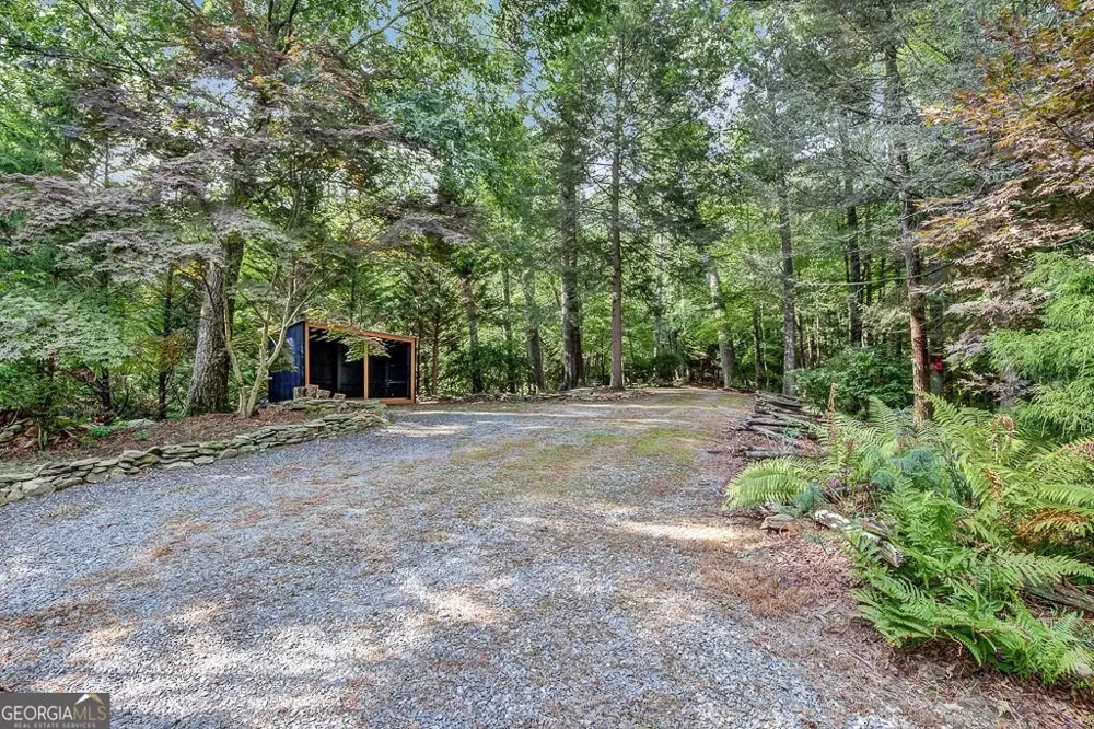 450 Flat Creek CIR Blue Ridge, GA 30513