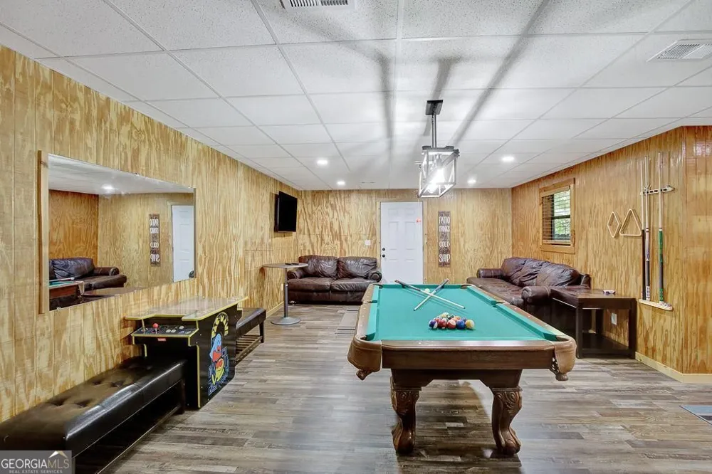 450 Flat Creek CIR Blue Ridge, GA 30513