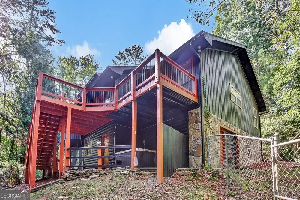 450 Flat Creek CIR Blue Ridge, GA 30513