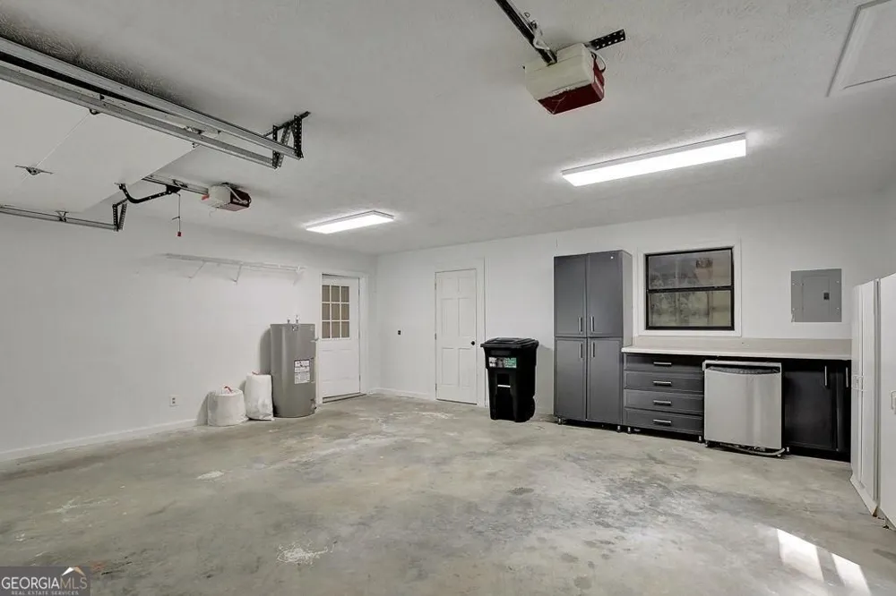 450 Flat Creek CIR Blue Ridge, GA 30513