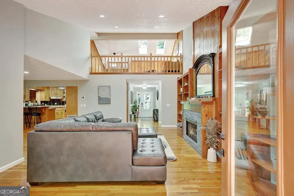 450 Flat Creek CIR Blue Ridge, GA 30513
