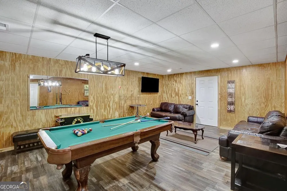 450 Flat Creek CIR Blue Ridge, GA 30513