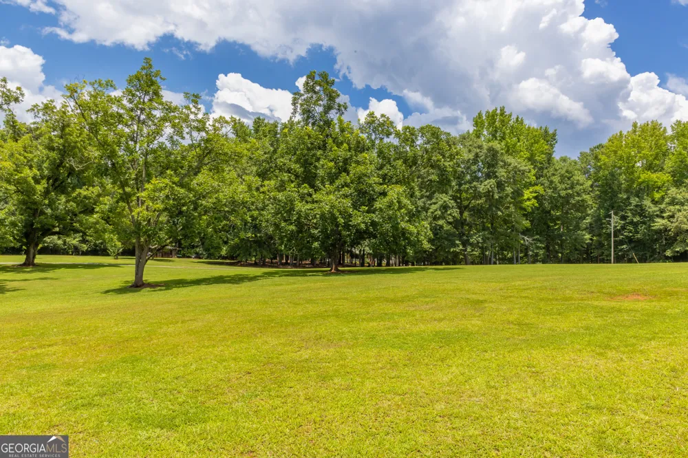 624 Spring Creek RD Thomaston, GA 30286