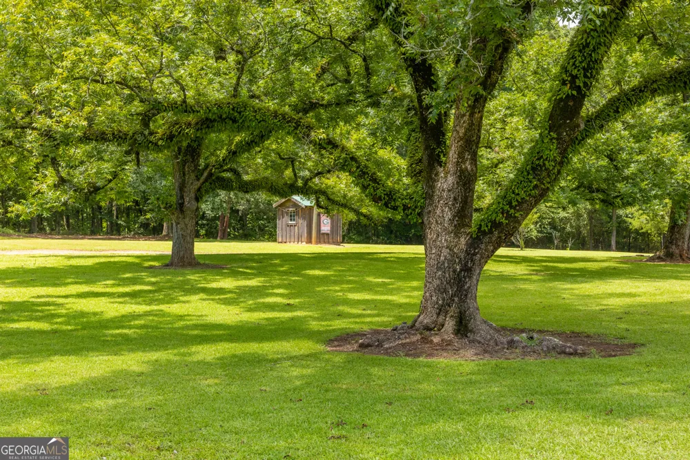 624 Spring Creek RD Thomaston, GA 30286