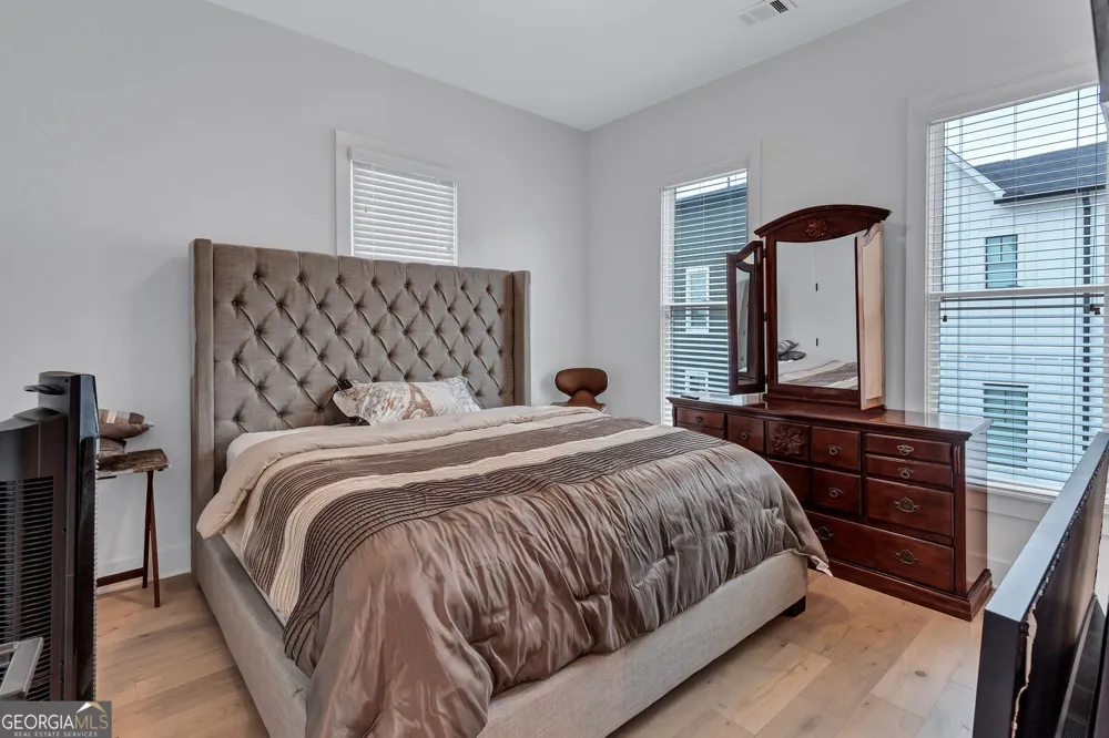 3587 Candler CT Hapeville, GA 30354