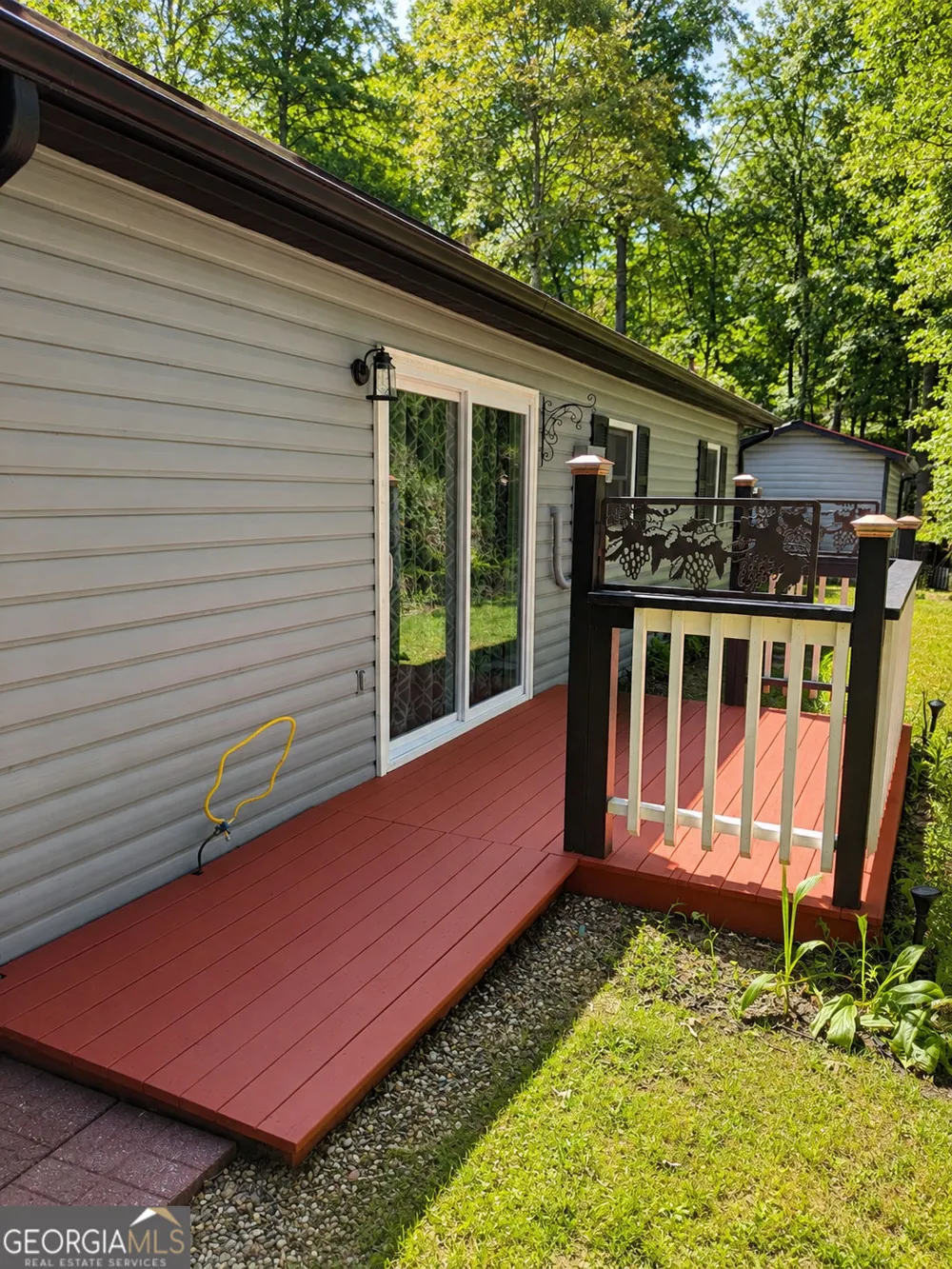 2261 Paradise Valley RD Cleveland, GA 30528